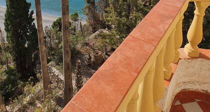 Exclusive villa with private pool and gym