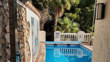 Udendørs pool, opvarmet pool