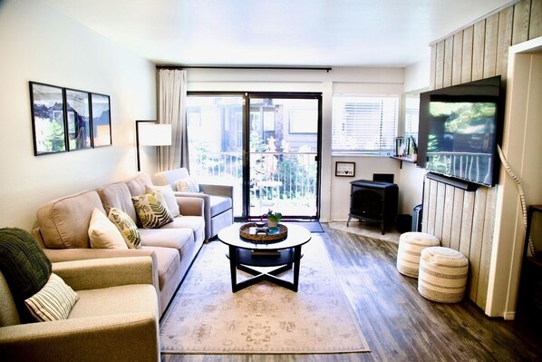 Living area - St Anton Condos #77 (1-Bedroom) by RedAwning (Mammoth Lakes)