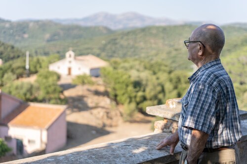 Apartment surrounded by greenery between Iglesias and Fluminimaggiore.