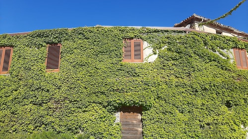 Apartment surrounded by greenery between Iglesias and Fluminimaggiore.