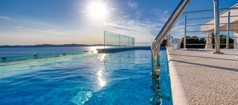 Crystal Holiday Residence