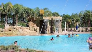 Piscine intérieure