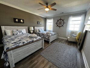 6 habitaciones, tabla de planchar con plancha y wifi gratis 