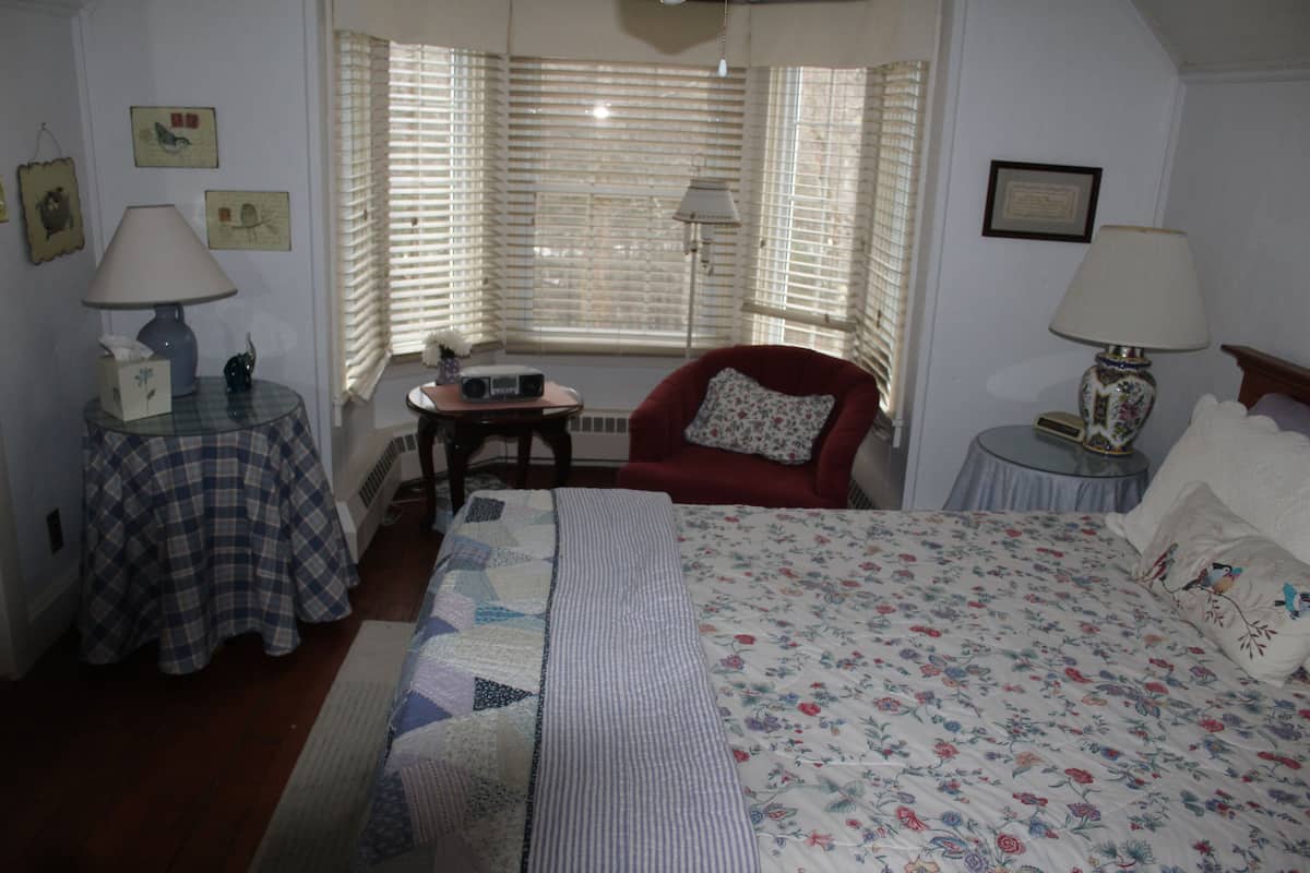 1 bedroom, individually decorated, individually furnished, free WiFi