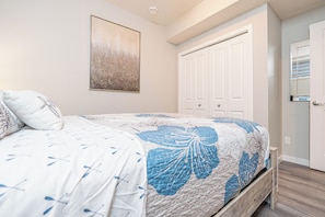 2 bedrooms, iron/ironing board, travel cot, WiFi