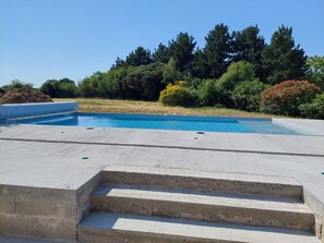 Outdoor pool, a heated pool - Country gite - Les Sables d'Olonne - 12 pers. (Les Sables-d'Olonne)