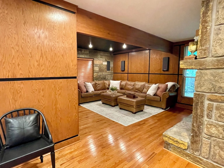 Private Lakeside Retreat W/private Pool & Boat Dock. 15 To Downtown Hot Springs. - Lake Ouachita State Park, Mountain Pine