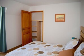 2 bedrooms, free WiFi, bed sheets