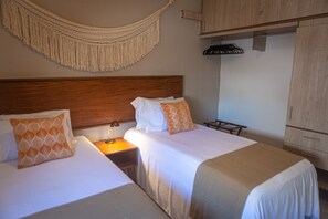 2 chambres, bureau, Wi-Fi gratuit, draps fournis
