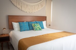 2 habitaciones, escritorio, wifi gratis y ropa de cama 
