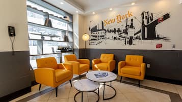 Sala de estar en el lobby
