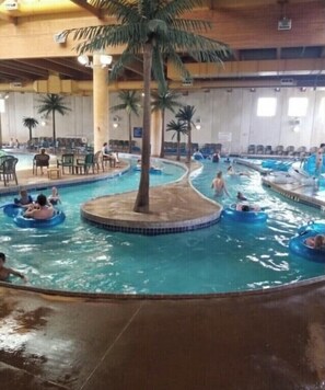 Indoor pool, outdoor pool - Luxurious Lakefront  BB Corner Condo.
Panoramic lake views & 6 waterpark passes. (Arnolds Park)