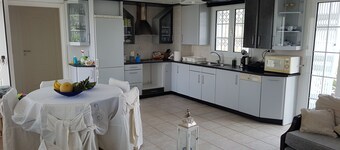 Silver Villa Raches, Sky, next to the Sea.