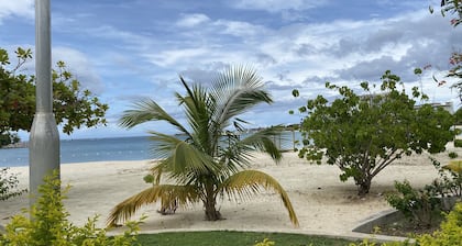 Gorgeous 1 Bed on the Beach in Prime Location Ocho Rios