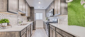 West Side 5 bedroom Home. Great Location !!!