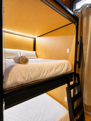 Deluxe Suite | WiFi (free), bed sheets - Boxstel - Moderns Stay Hotel (El Paso)