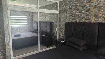 1 bedroom, free WiFi