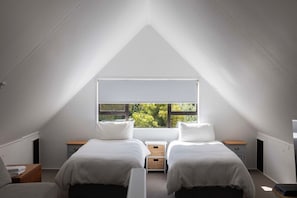 4 dormitoris, escriptori, planxa i posts de planxar i wifi gratuïta