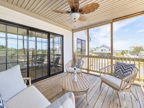 Silver Strand, Pool, Dock w/ Kayaks, Sunset Views