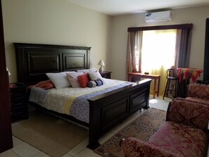 WiFi, bed sheets - Encanto Natural (Jutiapa)