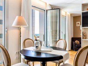 Apartment | 1 bedroom, Internet - UD Rambla Suites Pool 61C 1BR Suite (Barcelona)