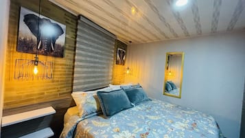 3 bedrooms, iron/ironing board, WiFi