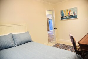 2 bedrooms, desk, iron/ironing board, travel cot