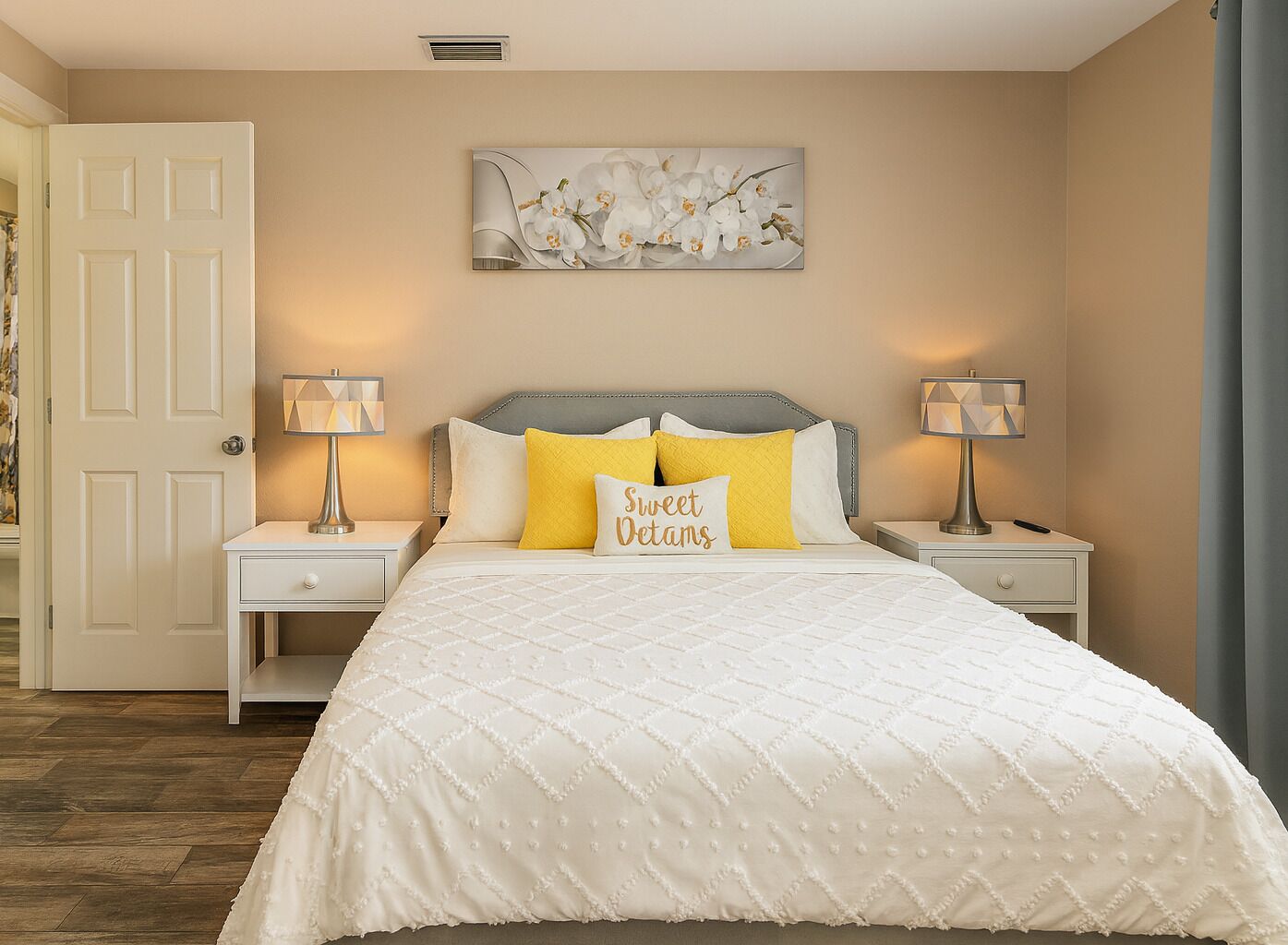 2 bedrooms, desk, iron/ironing board, free WiFi