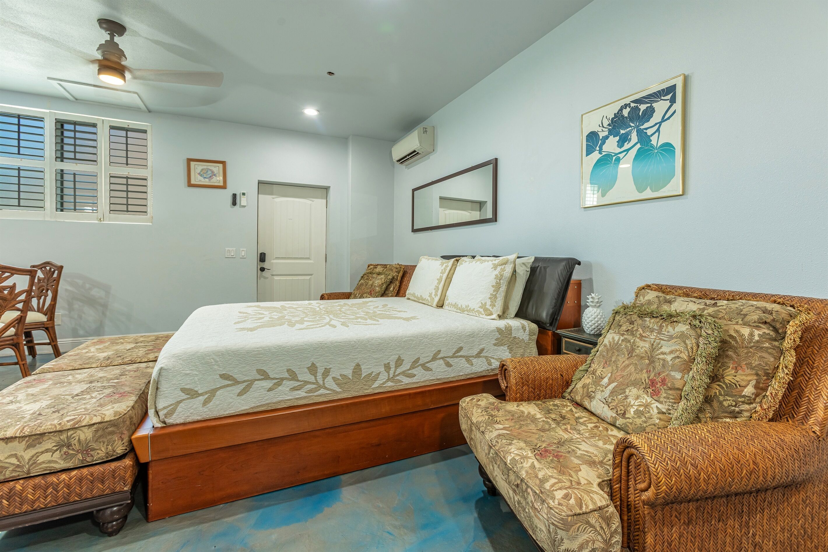 1 bedroom, iron/ironing board, internet, bed sheets