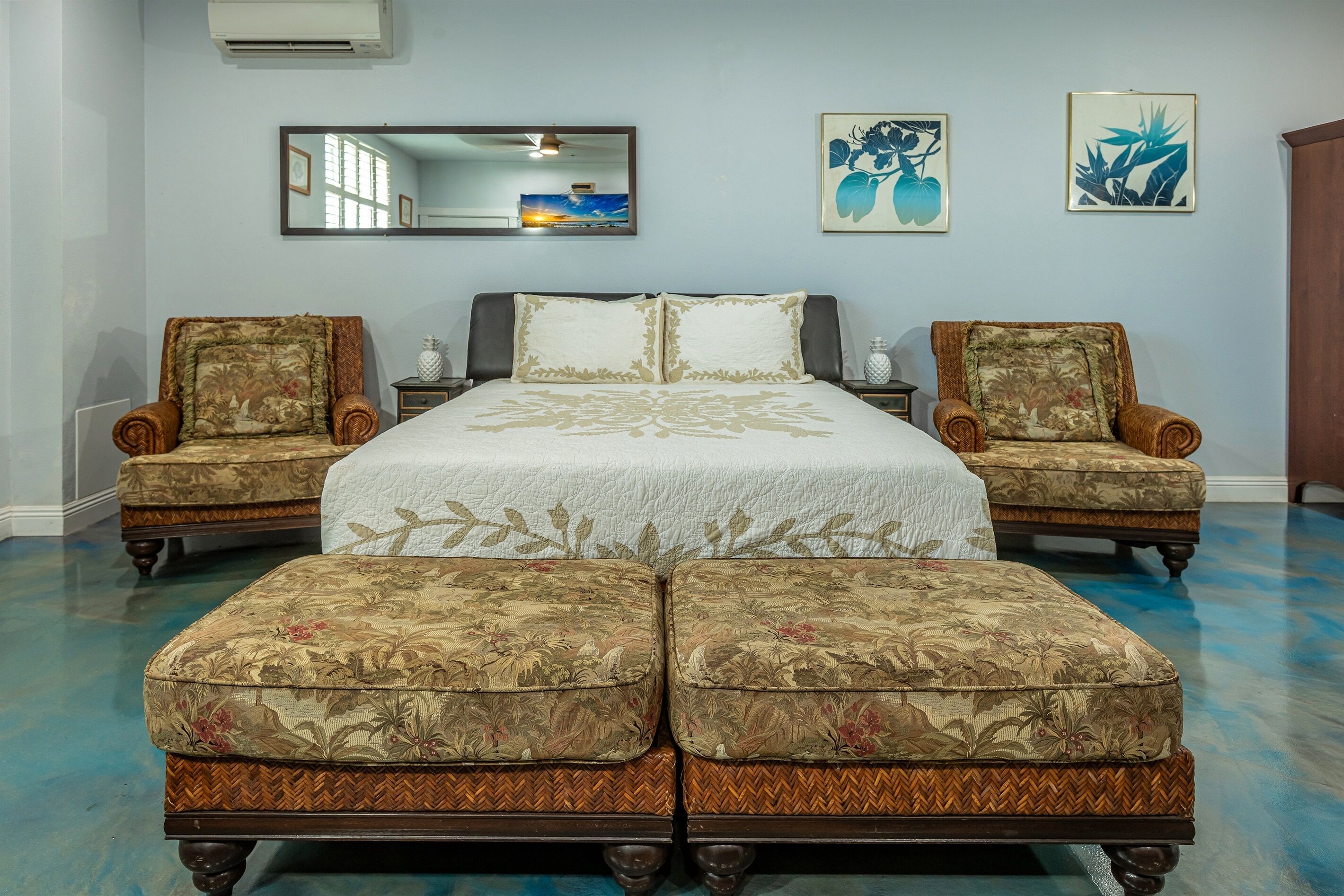 1 bedroom, iron/ironing board, internet, bed sheets