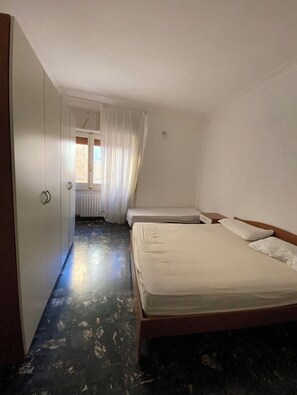 2 bedrooms