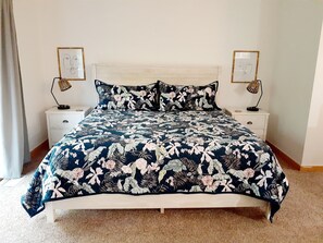 2 chambres, fer et planche à repasser, lit parapluie, Wi-Fi gratuit