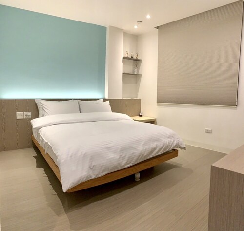 Private house for rent in the center of Tainan City (can accommodate 1 ~ 6 people)