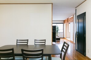 Living area - Naha Nishi EXseed (Naha)