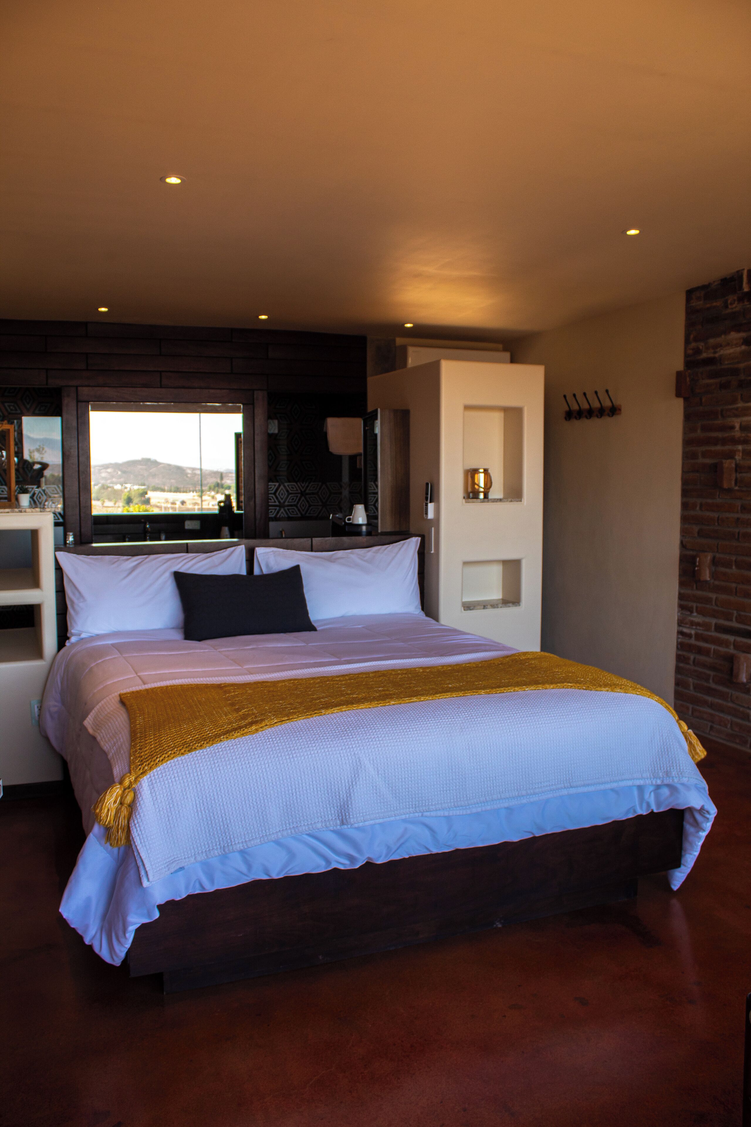 Habitación doble Confort, 1 cama King size, vista a la montaña | Ropa de cama de alta calidad, minibar y cortinas blackout 