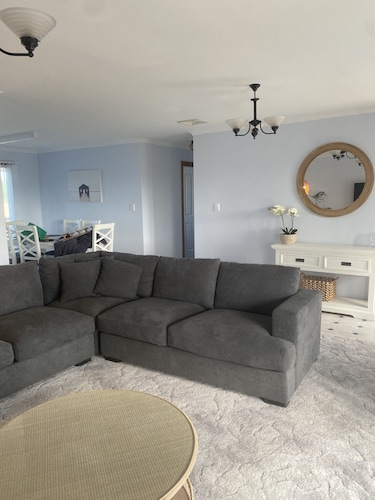 beautiful home  - close to the beach