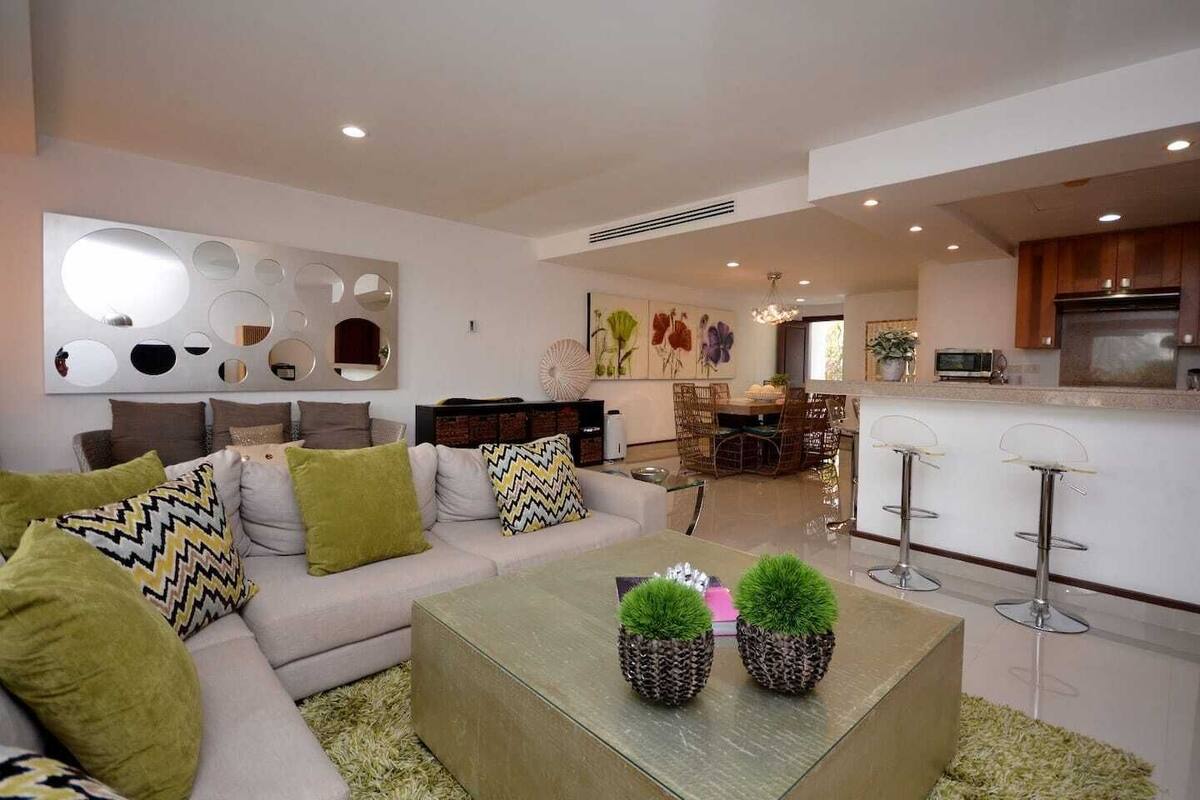 Deluxe Apartment | Living area