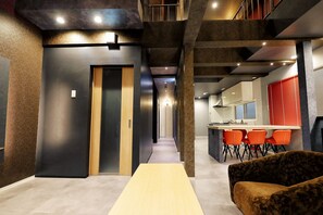 ハウス | リビング エリア | テレビ