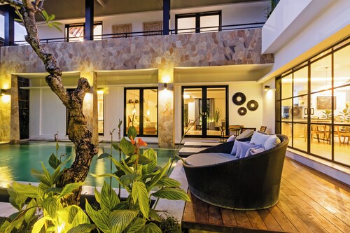 Nelayan Garden Villa Exquisite 3 bedroom Canggu 500 meter from beach