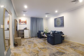 5-cm-Fernseher mit Satellitenempfang