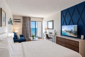 Free WiFi, bed sheets - Stylish Oceanfront King Suite! Tides 20806! (Myrtle Beach)