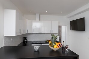 Apartment (Premium Two-Bedroom Apt) | Esszimmer