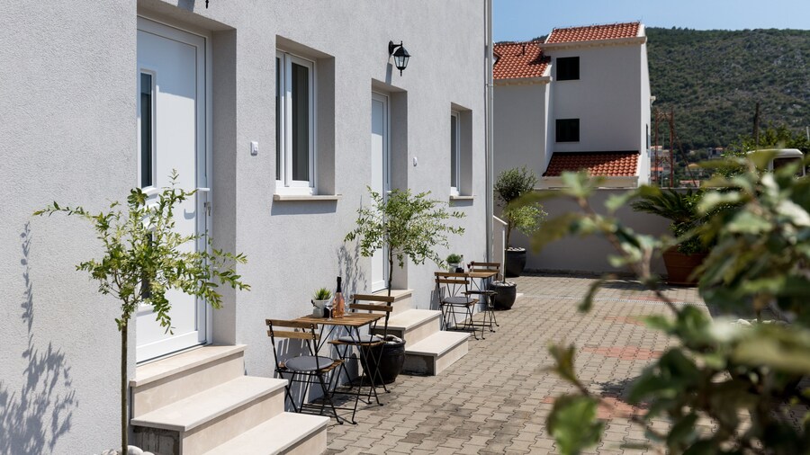 Apartments Siblings - New