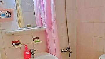 Shower, towels, soap, shampoo