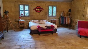 9 Schlafzimmer, WLAN