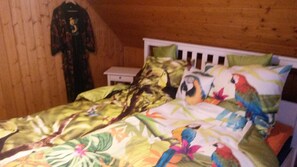 3 bedrooms, iron/ironing board, free WiFi, bed sheets - Idyllic vacation home in the middle of nature (Neunkirchen)
