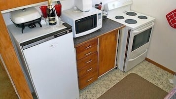 Fridge, microwave, oven, toaster