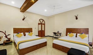Desk, iron/ironing board - Itsy Hotels Anurag Inn (Mysore)