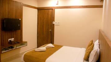Standard Double Room | Premium bedding, desk, laptop workspace, blackout drapes